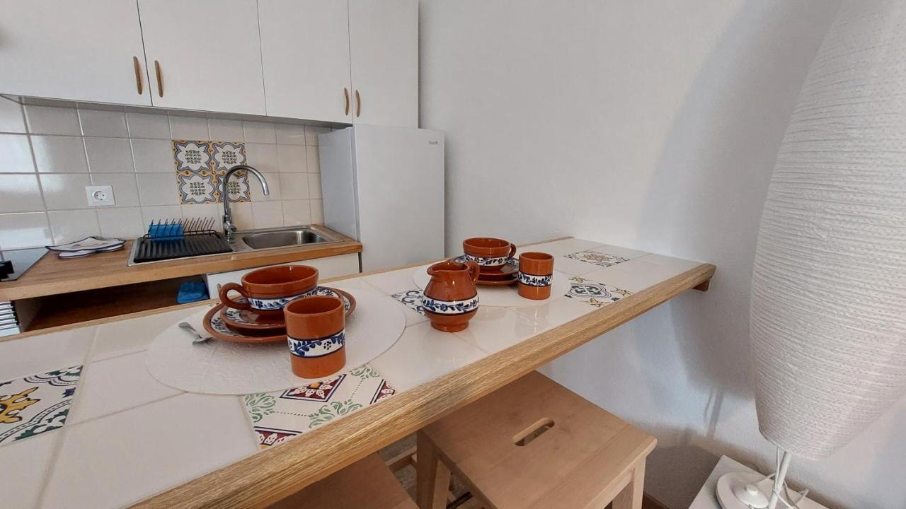 Azulejos Em Portugal Apartment Куартейра Екстериор снимка